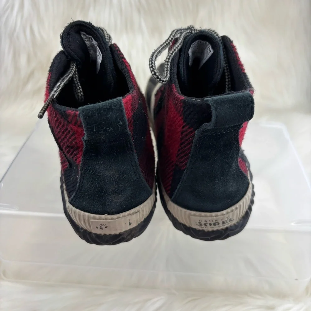 Sorel Out N About plus plain Ankle Winter Boots size 7W